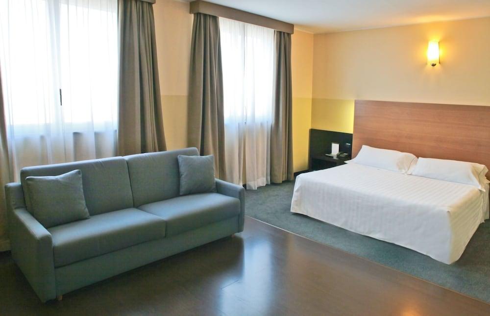 B&B Hotel Milano Cologno Studios كولونيو مونزيسِّ المظهر الخارجي الصورة