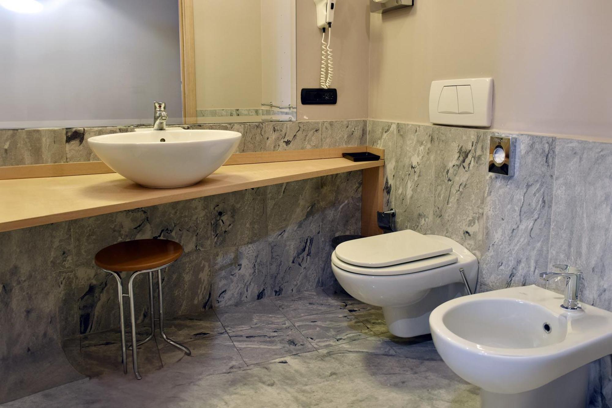 B&B Hotel Milano Cologno Studios كولونيو مونزيسِّ المظهر الخارجي الصورة
