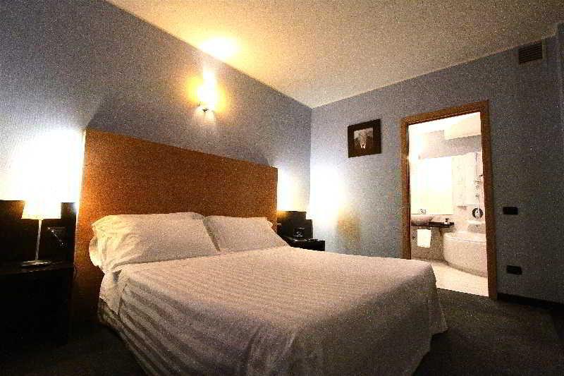 B&B Hotel Milano Cologno Studios كولونيو مونزيسِّ المظهر الخارجي الصورة