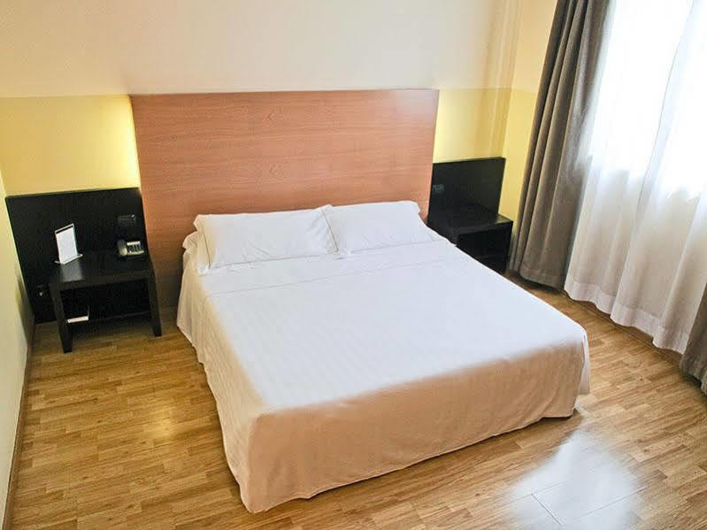 B&B Hotel Milano Cologno Studios كولونيو مونزيسِّ المظهر الخارجي الصورة
