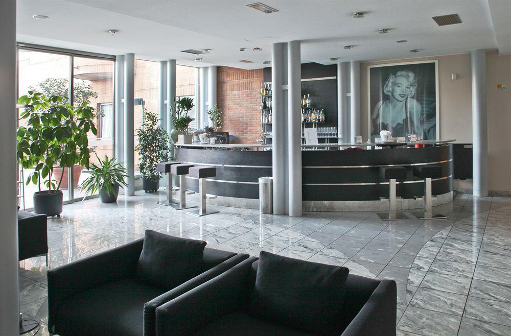 B&B Hotel Milano Cologno Studios كولونيو مونزيسِّ المظهر الخارجي الصورة